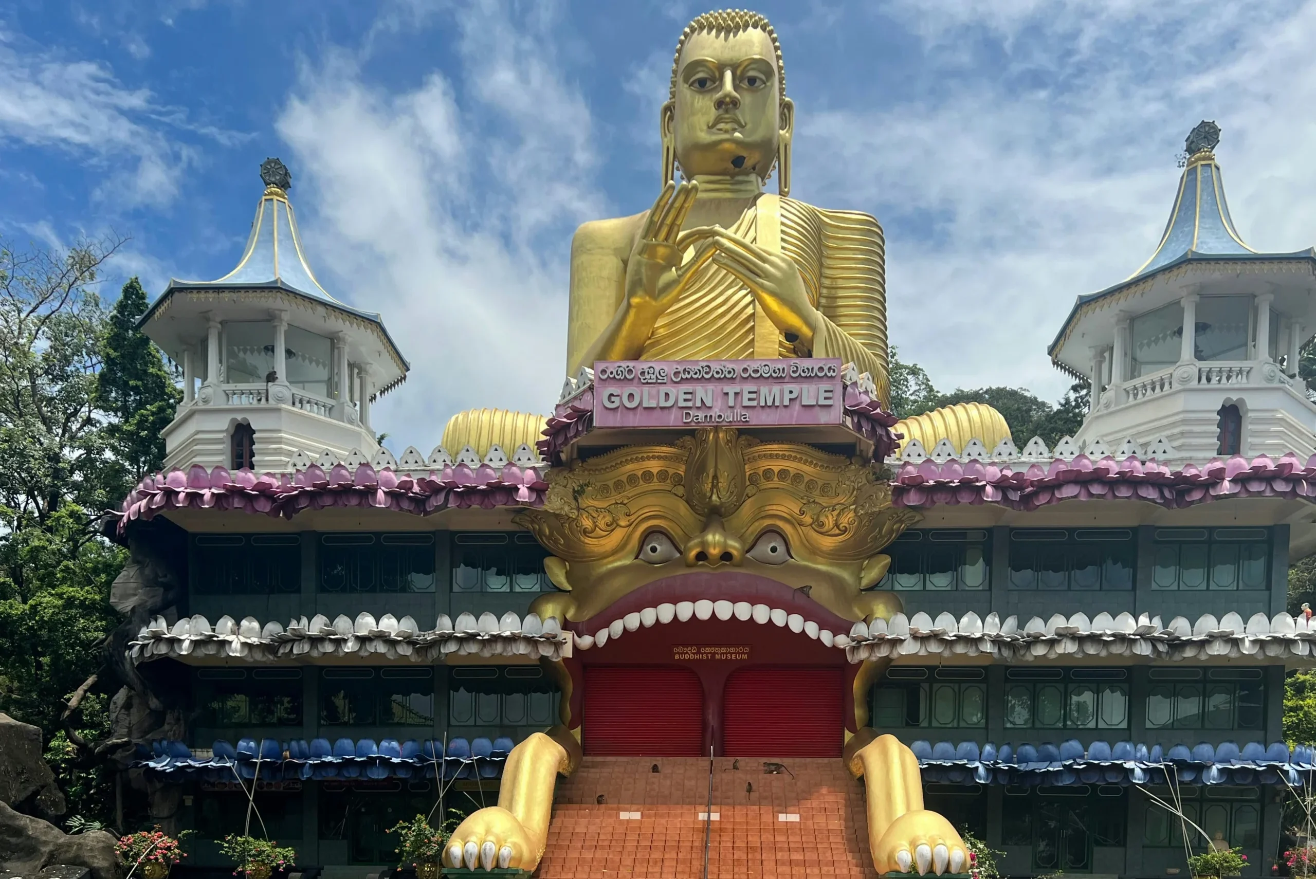 secret-travel-guide-eDmGBJDmo04-unsplash